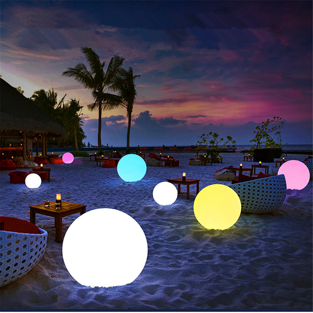 Luz LED recargable con bola br - Outdoor Lighting Effects reseña y precio